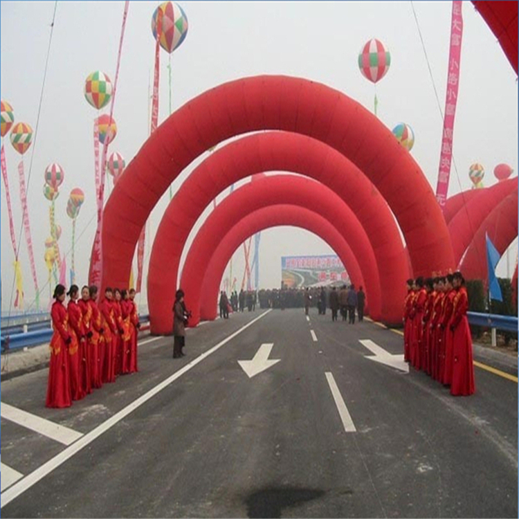 七台河商场开业纯红拱门